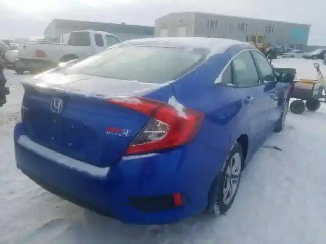 2HGFC2F58JH023606 2018 HONDA CIVIC LX-3