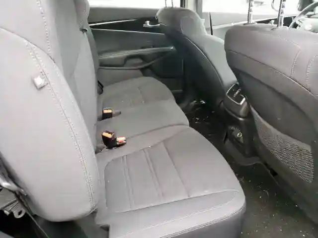 5XYPGDA32KG511054 2019 KIA SORENTO LX-5