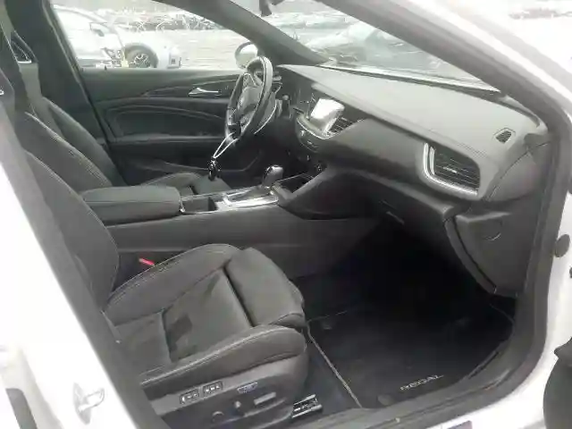 W04GS6SS6K1000165 2019 BUICK REGAL GS-4