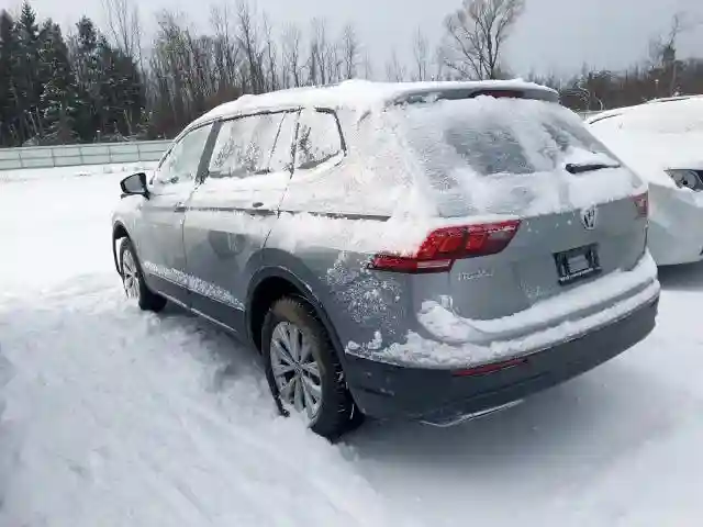 3VV0B7AX7KM161638 2019 VOLKSWAGEN TIGUAN S-2