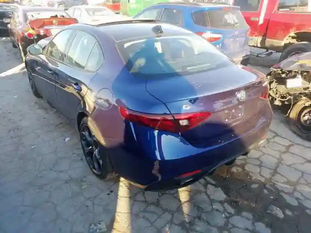 ZARFAECN9J7588913 2018 ALFA ROMEO GIULIA TI-2