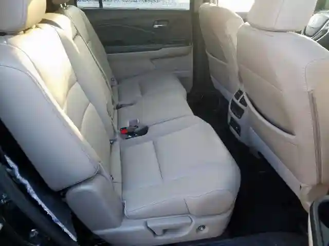 5FNYF6H92JB012418 2018 HONDA PILOT TOURING-5