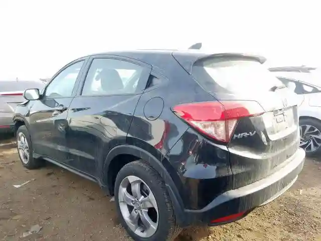 3CZRU6H33JG727895 2018 HONDA HR-V LX-2