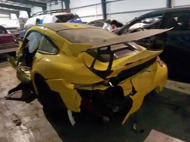WP0AE2A97JS185569 2018 PORSCHE 911 GT2 RS-2