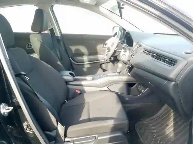 3CZRU6H33JG727895 2018 HONDA HR-V LX-4
