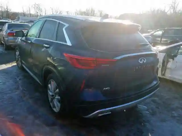 3PCAJ5M36KF126841 2019 INFINITI QX50 ESSENTIAL-2