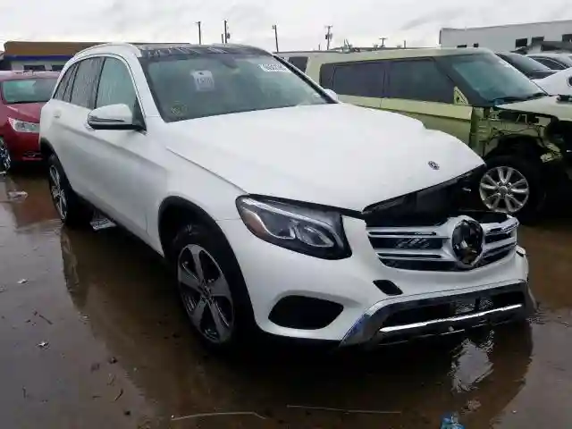 WDC0G4JB4KV159798 2019 MERCEDES-BENZ GLC 300-0