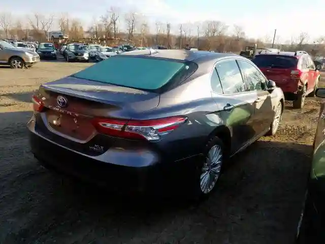 4T1B21HK5JU501079 2018 TOYOTA CAMRY HYBRID-3