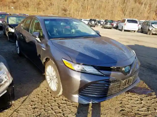 4T1B21HK5JU501079 2018 TOYOTA CAMRY HYBRID-0