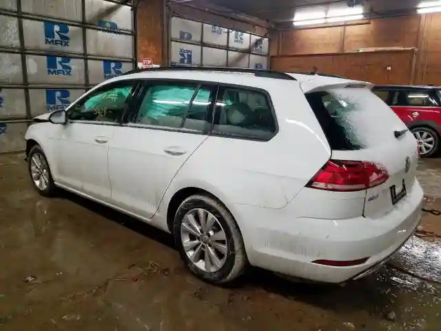 3VW217AU9KM500901 2019 VOLKSWAGEN GOLF SPORTWAGEN S-2