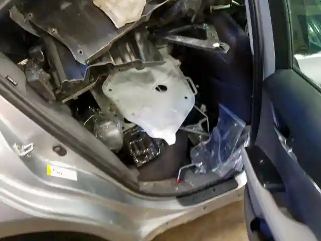 4T1B11HK8JU037028 2018 TOYOTA CAMRY L-4