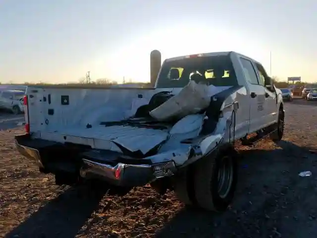 1FT8W3DT9JEB37854 2018 FORD F350 SUPER DUTY-3