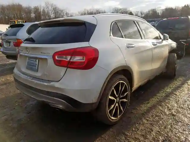 WDCTG4GB9GJ245661 2016 MERCEDES-BENZ GLA 250 4MATIC-3