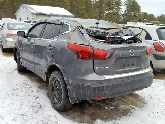JN1BJ1CP6JW158476 2018 NISSAN ROGUE SPORT S-2