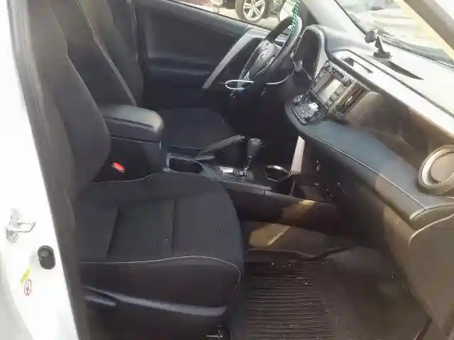 JTMRFREV9JD229091 2018 TOYOTA RAV4 ADVENTURE-4