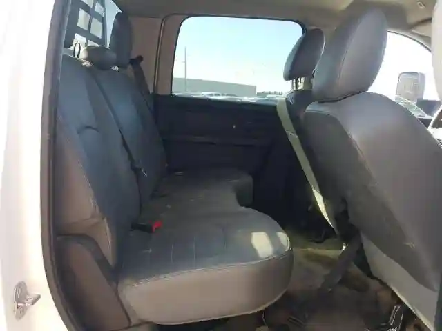 3C7WRTCLXJG229826 2018 RAM 3500-5