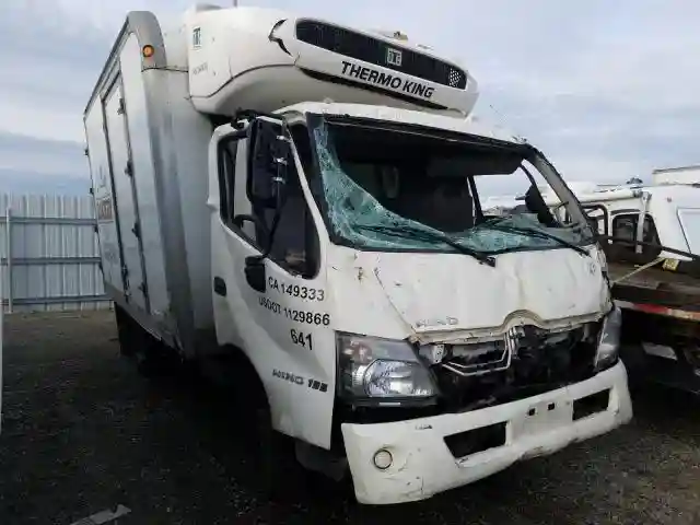 JHHHDM2H7FK001481 2015 HINO 195-0