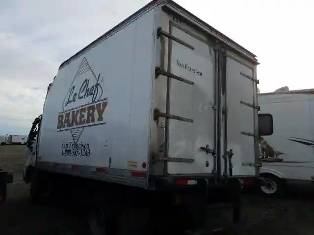 JHHHDM2H7FK001481 2015 HINO 195-2