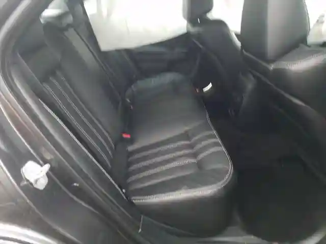 2C3CCAGG0GH311449 2016 CHRYSLER 300 S-5
