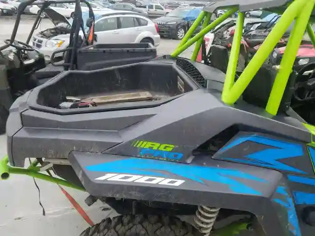 4UF18MPV9JT303020 2018 TEXT WILD CAT-5