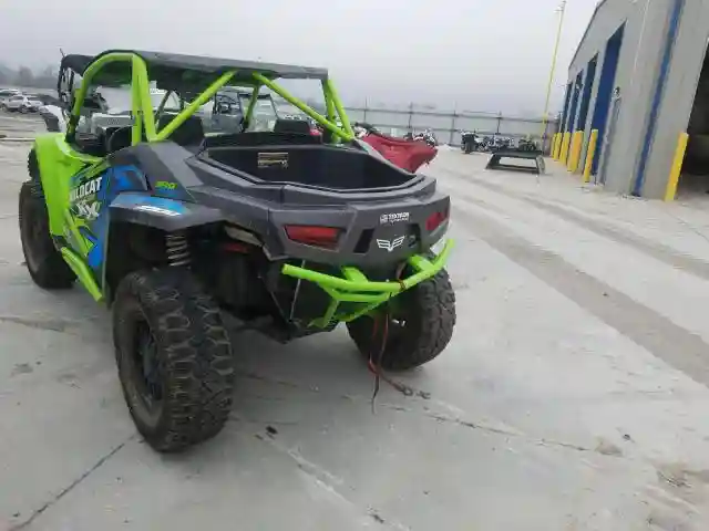 4UF18MPV9JT303020 2018 TEXT WILD CAT-2