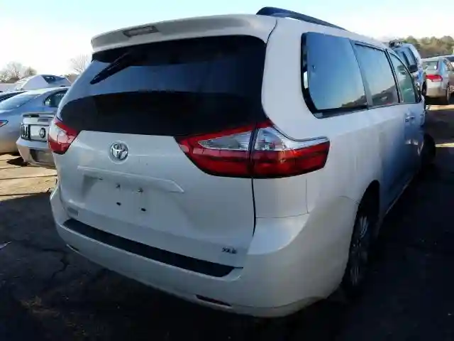 5TDYK3DC3GS734187 2016 TOYOTA SIENNA XLE-3