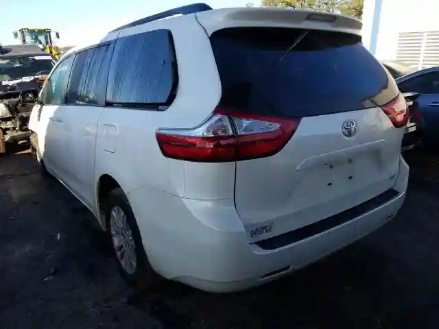 5TDYK3DC3GS734187 2016 TOYOTA SIENNA XLE-2