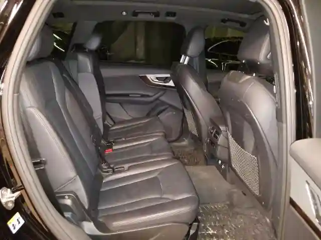 WA1AHAF77KD016452 2019 AUDI Q7 PREMIUM-5