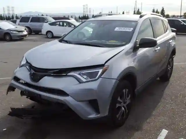 2T3ZFREVXJW502722 2018 TOYOTA RAV4 LE-1
