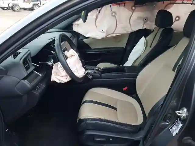SHHFK7H9XJU209179 2018 HONDA CIVIC SPORT TOURING-4