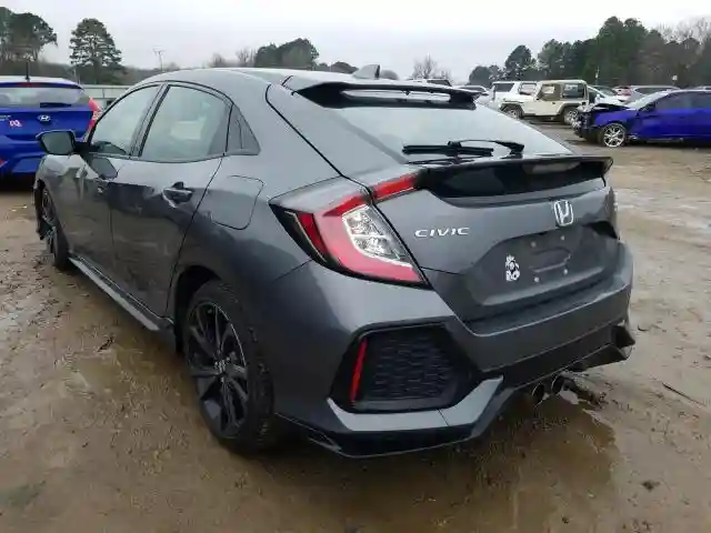 SHHFK7H9XJU209179 2018 HONDA CIVIC SPORT TOURING-2