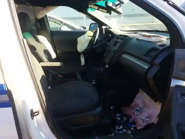 1FM5K8AR9HGB55799 2017 FORD EXPLORER POLICE INTERCEPTOR-4