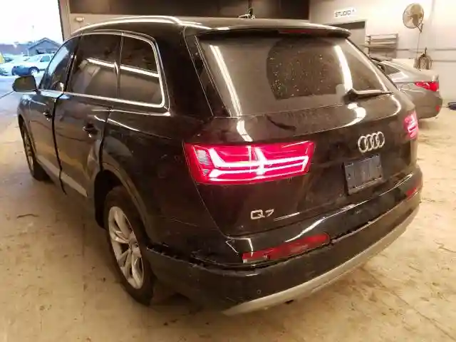 WA1AHAF77KD016452 2019 AUDI Q7 PREMIUM-2
