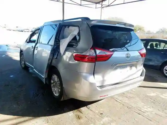 5TDYK3DCXGS732808 2016 TOYOTA SIENNA XLE-2