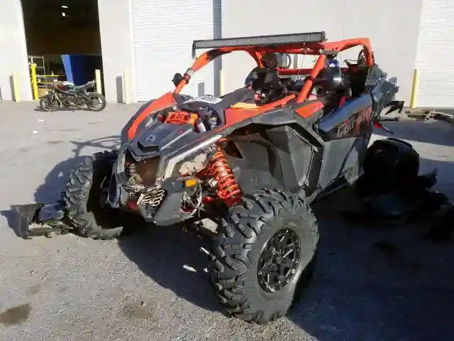 3JBVXAW21JK****** 2018 CAN-AM MAVERICK X3 X RS TURBO R-1