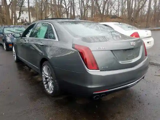 1G6KH5R67HU124473 2017 CADILLAC CT6 PREMIUM LUXURY-2