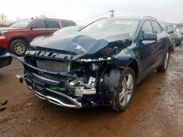 WDCTG4GB4KJ646771 2019 MERCEDES-BENZ GLA 250 4MATIC-1