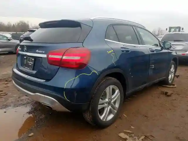 WDCTG4GB4KJ646771 2019 MERCEDES-BENZ GLA 250 4MATIC-3