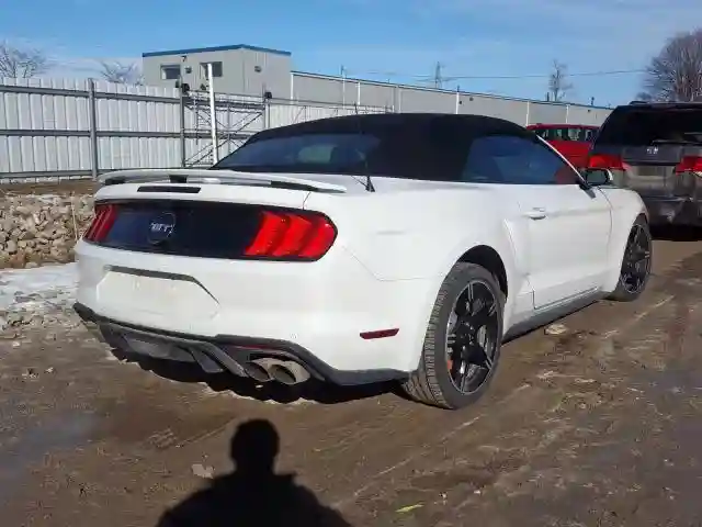 1FATP8UH3J5157913 2018 FORD MUSTANG-3