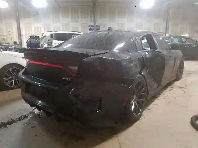 2C3CDXEJ8GH307325 2016 DODGE CHARGER SRT 392-3