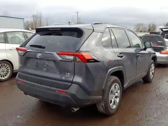 JTMG1RFVXKD030587 2019 TOYOTA RAV4 LE-3