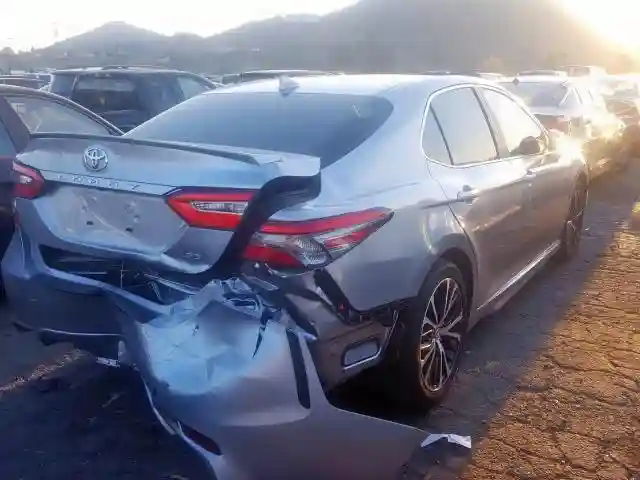 4T1B11HK2KU853038 2019 TOYOTA CAMRY L-3