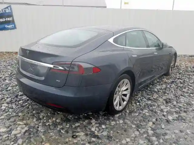 5YJSA1E13HF208898 2017 TESLA MODEL S-3