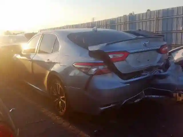 4T1B11HK2KU853038 2019 TOYOTA CAMRY L-2