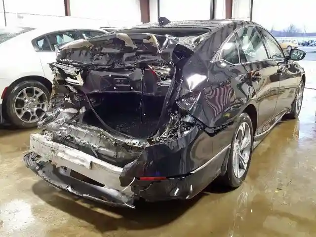 1HGCV1F57KA064722 2019 HONDA ACCORD EXL-3