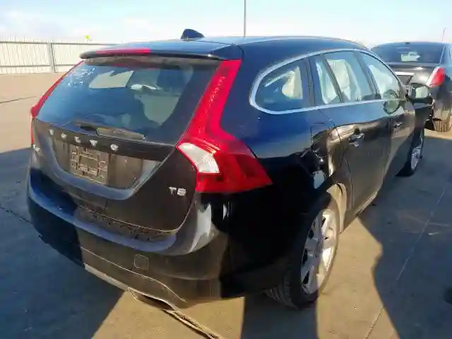 YV140MEK6H1347027 2017 VOLVO V60 T5 PREMIER-3