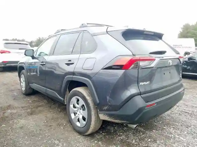 2T3G1RFV7KC004503 2019 TOYOTA RAV4 LE-2