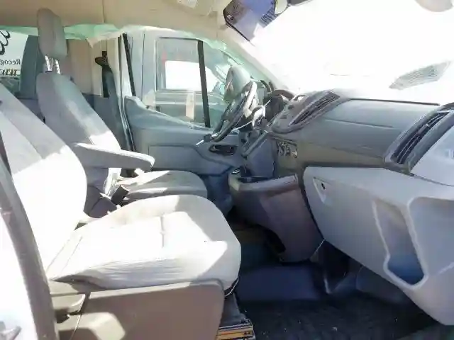 1FBZX2YM8JKB55055 2018 FORD TRANSIT T-350-4