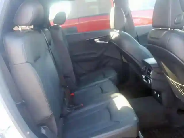 WA1VAAF75KD048953 2019 AUDI Q7 PRESTIGE-5
