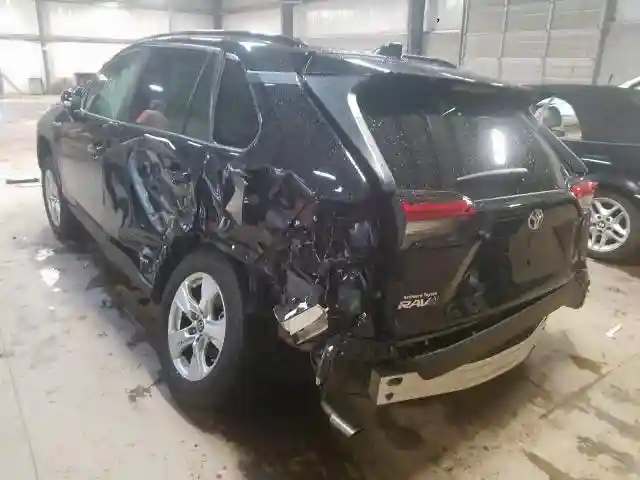 2T3MWRFV6KW041934 2019 TOYOTA RAV4 LE-2